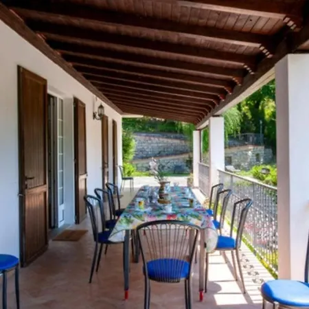 Villa Glicine Con Piscina E Camino Ad Apecchio, Marche