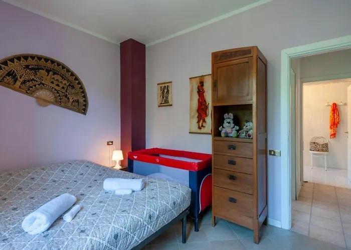 Villa Glicine Con Piscina E Camino Ad Apecchio, Marche *