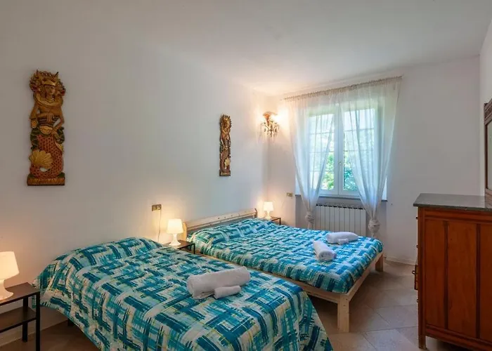 Glicine Con Piscina E Camino Ad Apecchio, Marche Villa